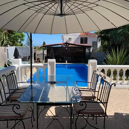 Casa Blanca Willa *