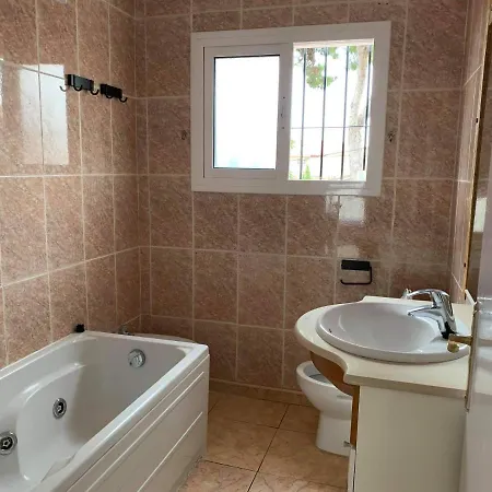 Casa Blanca * טורמולינוס