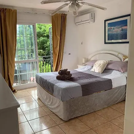 מלון Casa Blanca